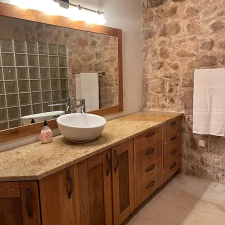 Dal Mare Jelsa (Hvar)