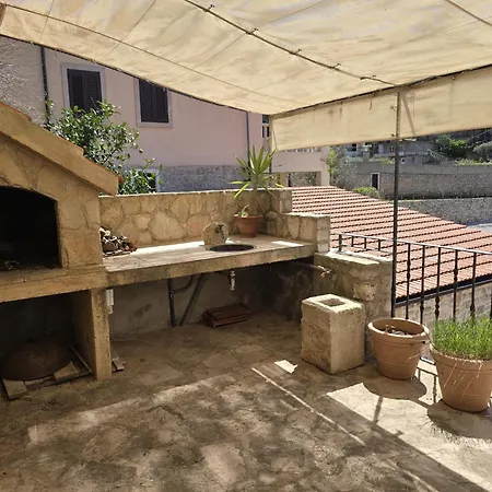 Dal Mare Villa *
